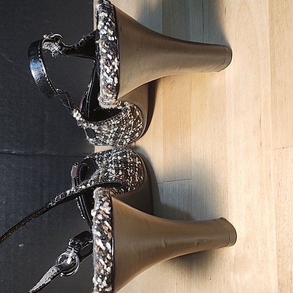 Life Stride "Adorn" Black/Brown/White Boulce Fabric Sling-back Heels, Size 8.5M - Picture 5 of 9